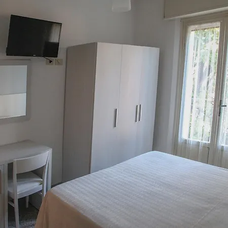 Hotel Annita 3*